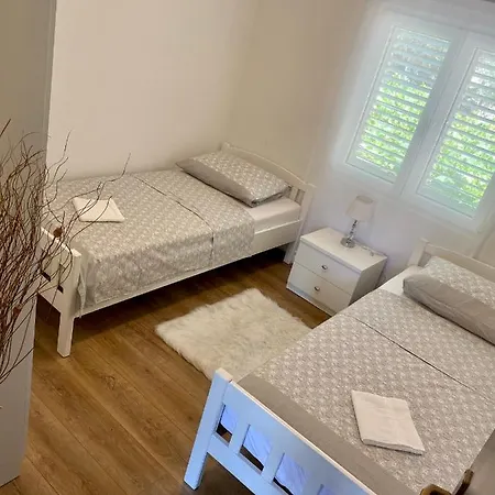 Sandra, 22, Duboka, Klek Apartament *