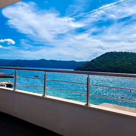 Sandra, 22, Duboka, Klek Apartament