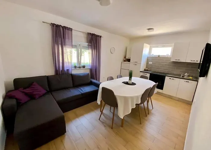 Daire Sandra, 22, Duboka, Klek