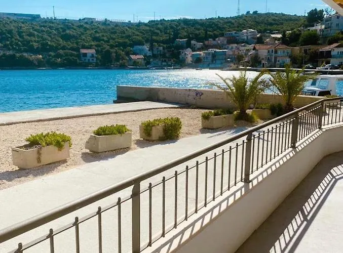 Sandra, 22, Duboka, Klek Daire *