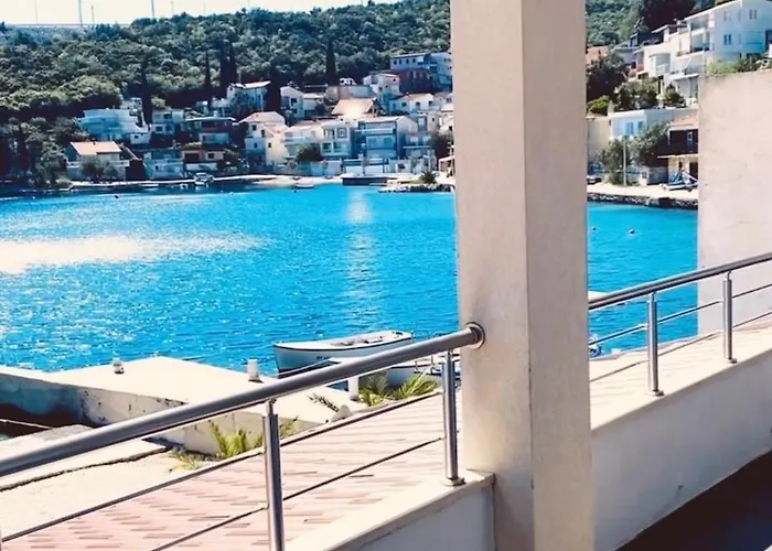 Sandra, 22, Duboka, Klek * Duboka